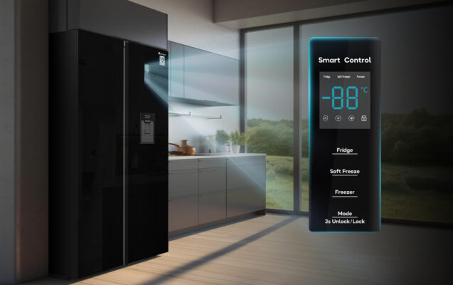 Bảng điều khiển Smart Control với màn hình LED hiện đại được bố trí bên ngoài cửa tủ giúp người dùng dễ dàng theo dõi và điều chỉnh nhiệt độ mà không cần mở cửa tủ. Bảng điều khiển Smart Control với màn hình LED hiện đại được bố trí bên ngoài cửa tủ giúp người dùng dễ dàng theo dõi và điều chỉnh nhiệt độ mà không cần mở cửa tủ.
